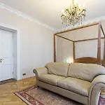 Apartment австрійська в центрі на вулиці михальчука 5 *