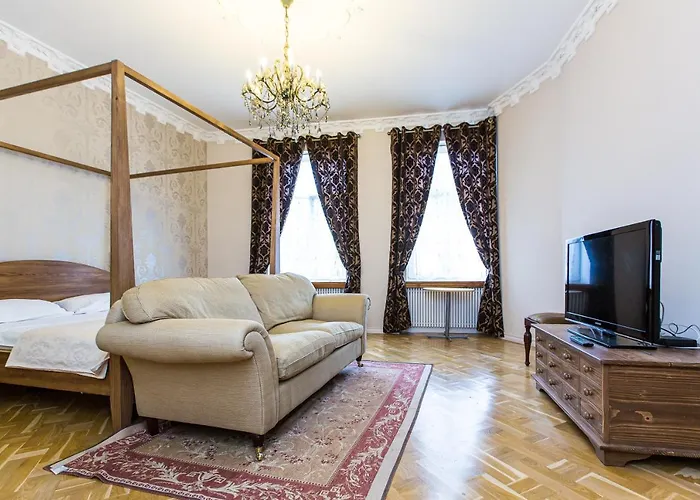 австрійська в центрі на вулиці михальчука 5 Lviv