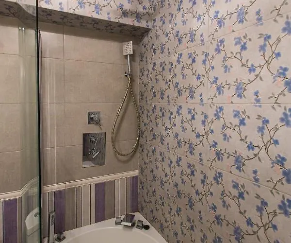 австрійська в центрі на вулиці михальчука 5 לבוב