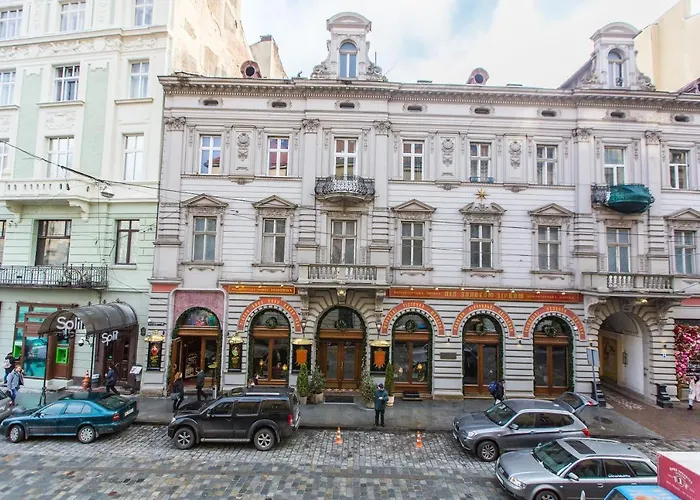 австрійська в центрі на вулиці михальчука 5 Lviv