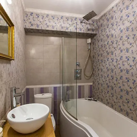 Apartamento австрійська в центрі на вулиці михальчука 5